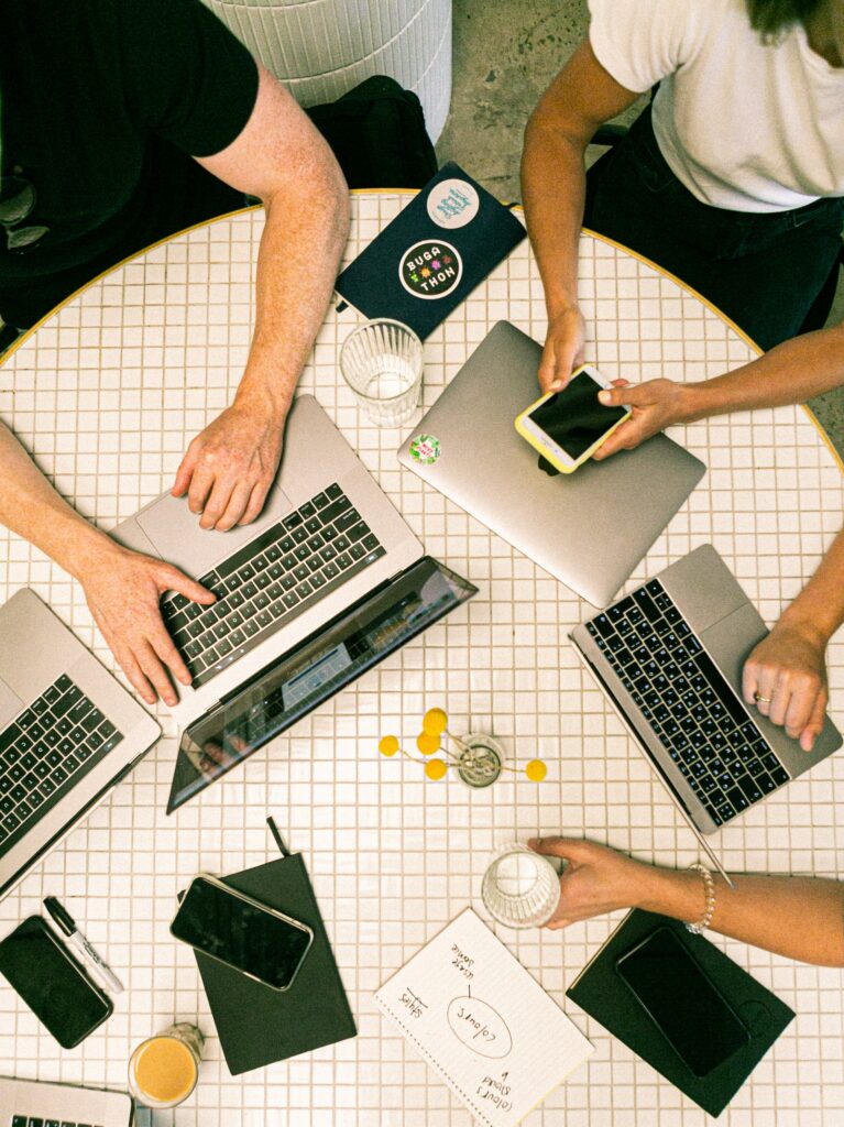 Nasz zespół - ludzie z technologią